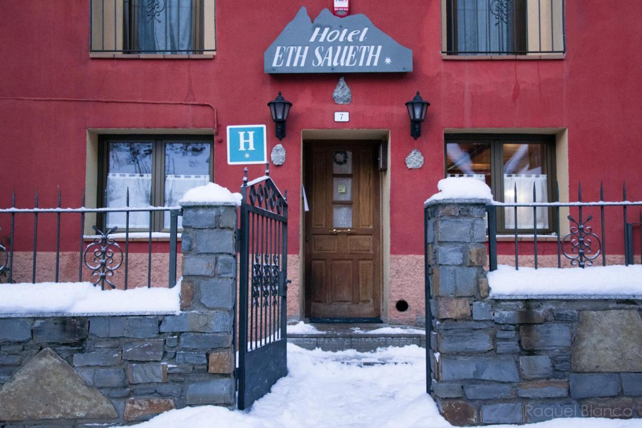 Hotel Saueth Tredos Exterior photo