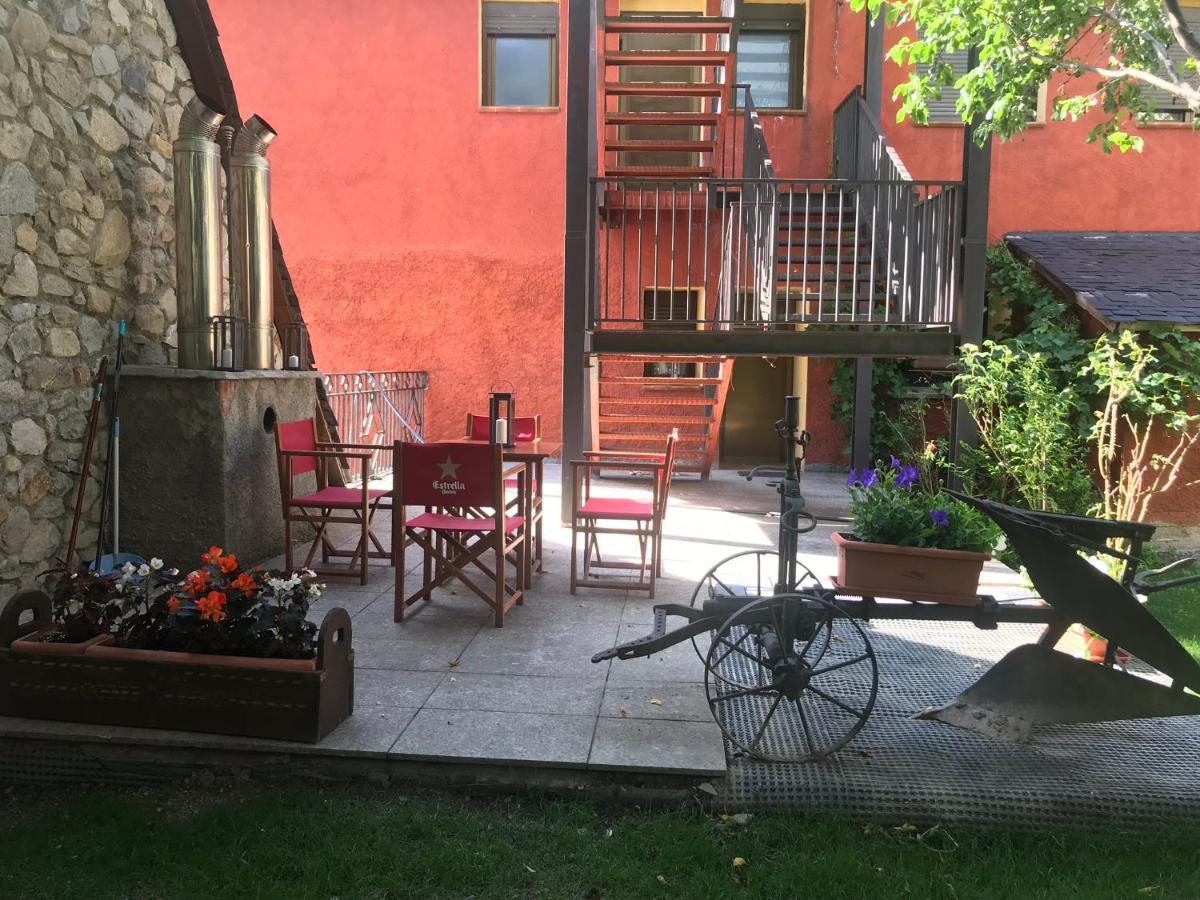 Hotel Saueth Tredos Exterior photo