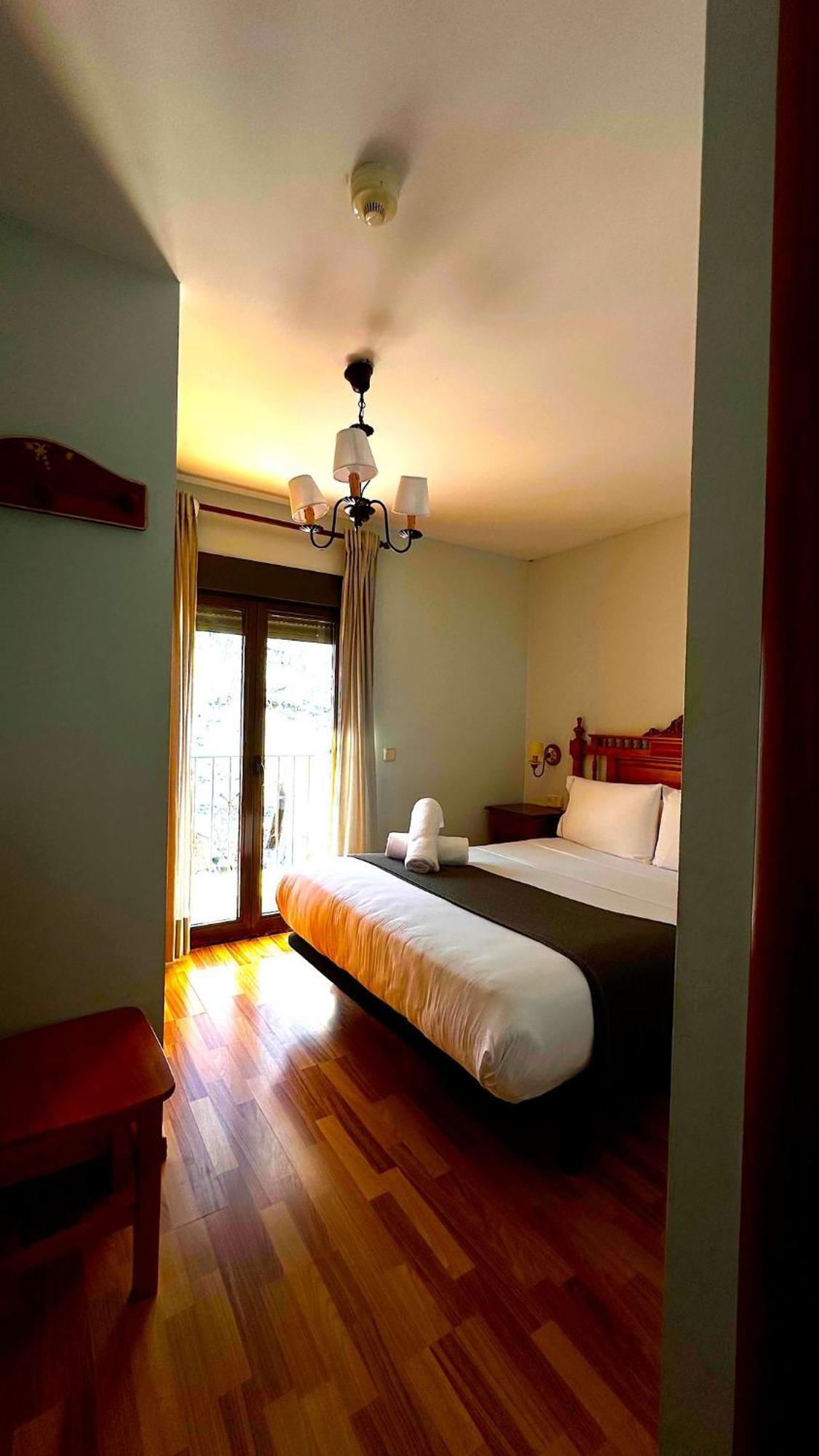 Hotel Saueth Tredos Exterior photo